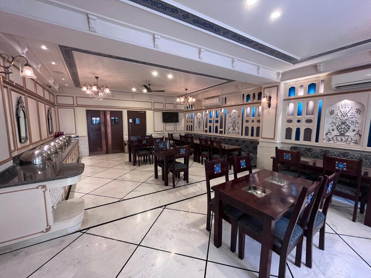 Ratnawali - A Vegetarian Heritage Hotel Jaipur Ngoại thất bức ảnh