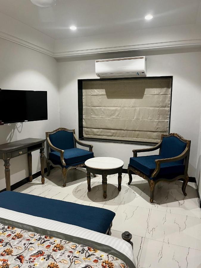 Ratnawali - A Vegetarian Heritage Hotel Jaipur Ngoại thất bức ảnh