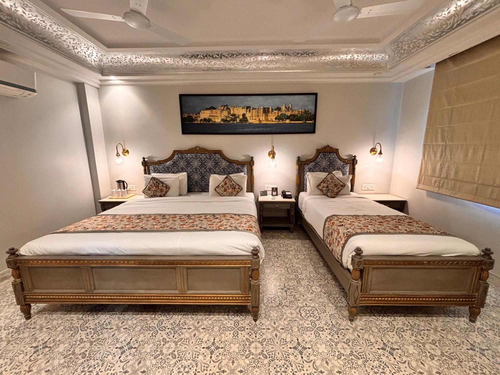 Ratnawali - A Vegetarian Heritage Hotel Jaipur Ngoại thất bức ảnh