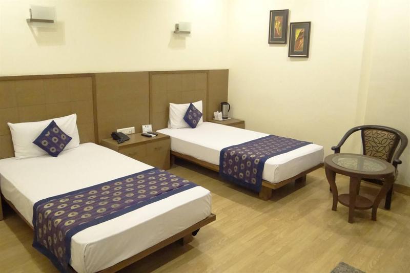 Ratnawali - A Vegetarian Heritage Hotel Jaipur Ngoại thất bức ảnh