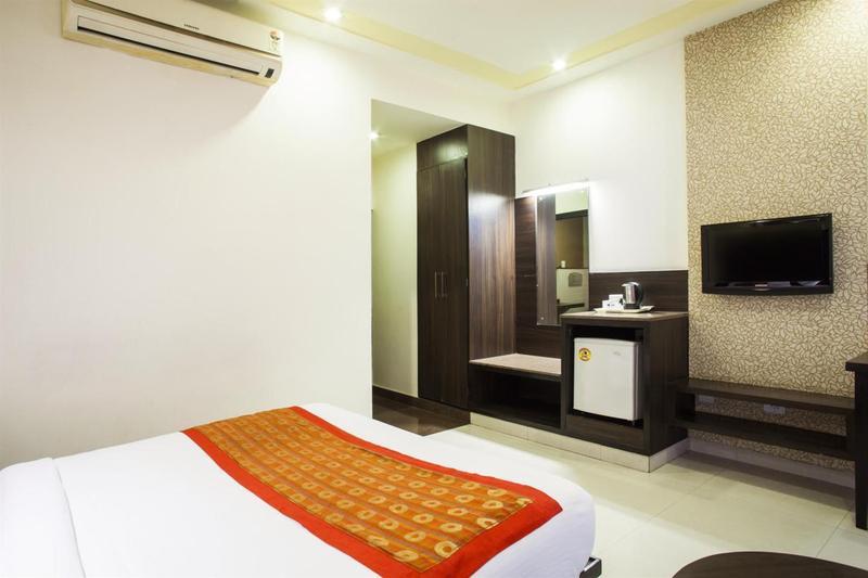 Ratnawali - A Vegetarian Heritage Hotel Jaipur Ngoại thất bức ảnh