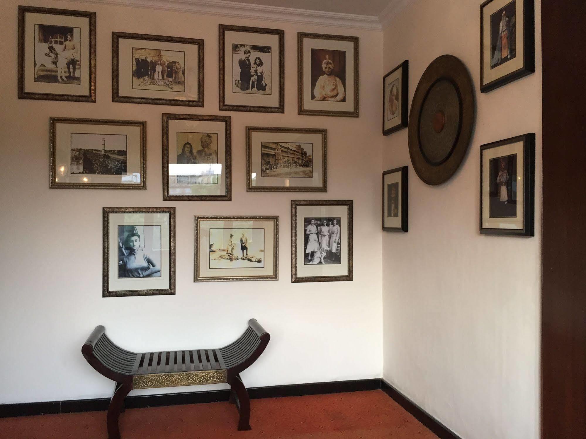 Ratnawali - A Vegetarian Heritage Hotel Jaipur Ngoại thất bức ảnh